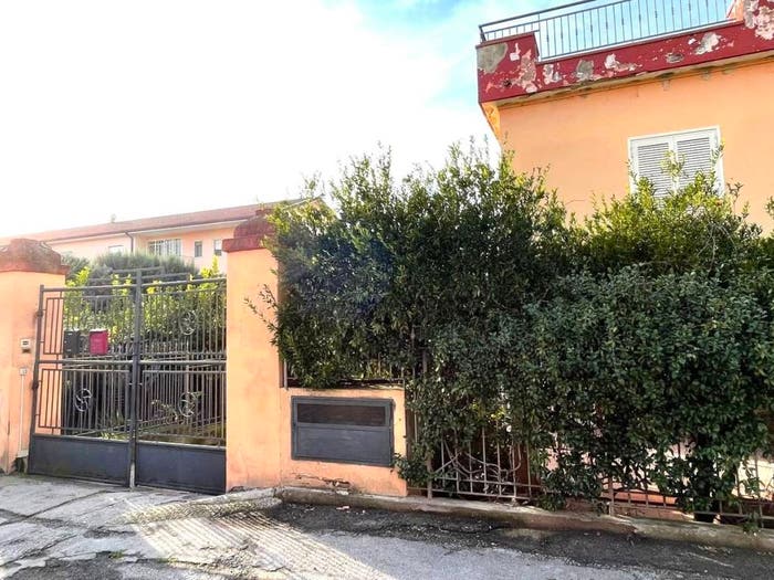 Appartamento bilocale in vendita in Via Carrarone, Centro, Maddaloni