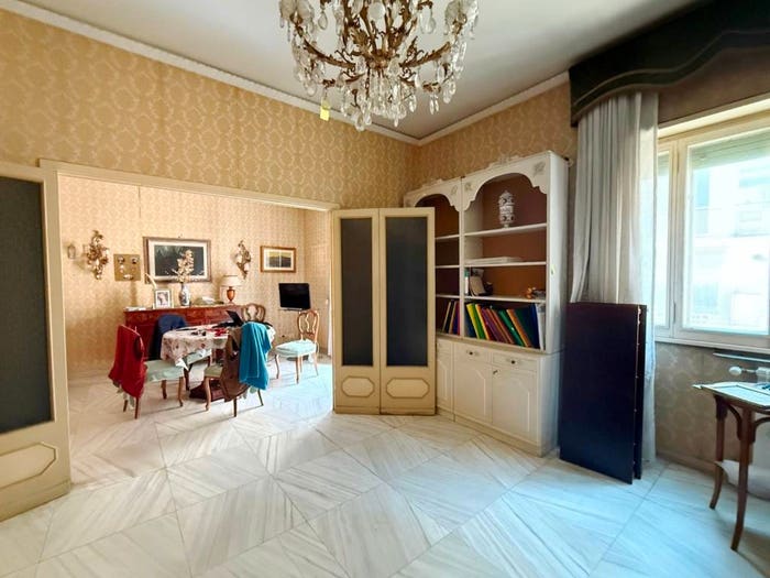 Appartamento quadrilocale in vendita in Via Raffaello Giovagnoli, Monteverde Vecchio, Roma