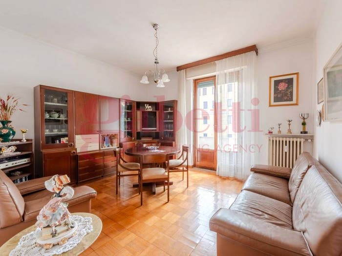 Appartamento trilocale in vendita in Via Giuseppe Meda, Pezzotti Meda, Milano