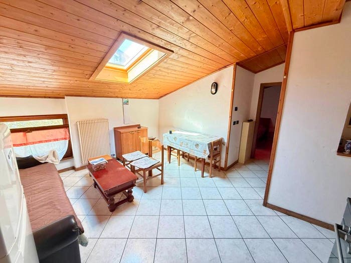 Appartamento bilocale in vendita in Piazza Don Vittorio Pisoni, Pergolese, Madruzzo