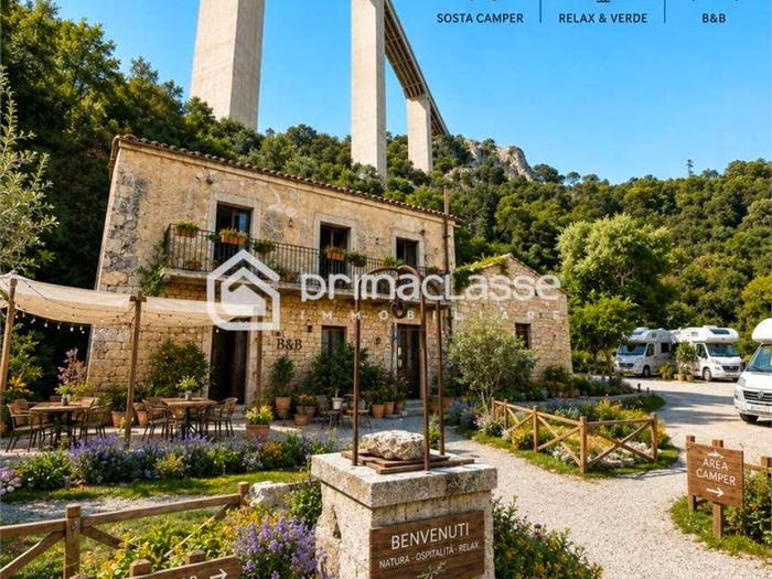 Casa con 6 locali in vendita in Modica Bassa, Modica