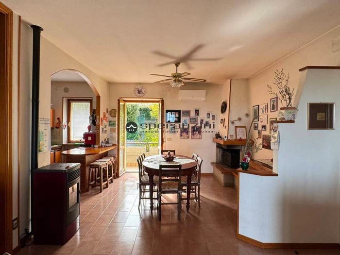 Appartamento quadrilocale in vendita in via delle vigne, Centro, Fossombrone