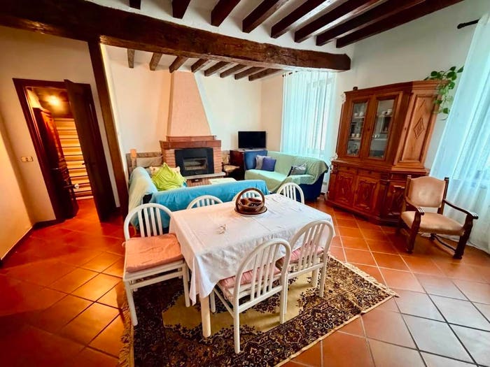 Appartamento trilocale in vendita in Via Edmondo De Amicis, Fabbiano, Rivergaro