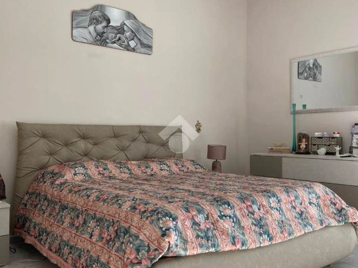 Appartamento bilocale in vendita in Via Loggia di Genova, Borgo Orefici, Napoli