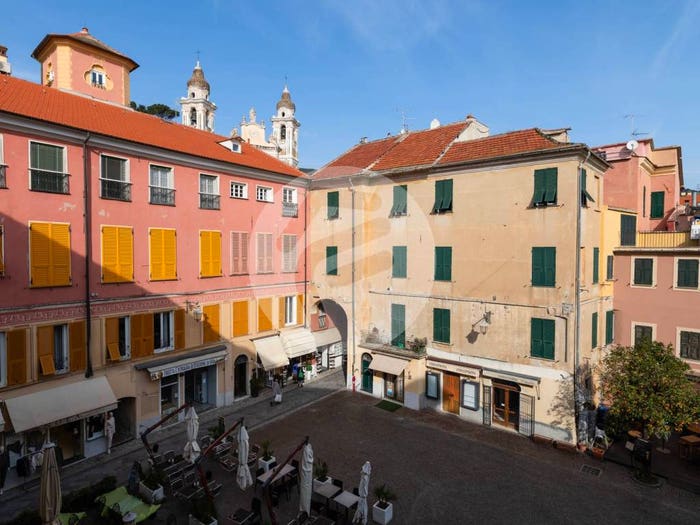 Appartamento bilocale in vendita in Piazza della Libertà, Laigueglia