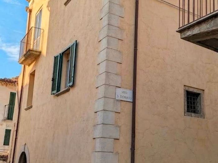 Casa con 6 locali in vendita in Via Guglielmo Marconi, Pietracatella