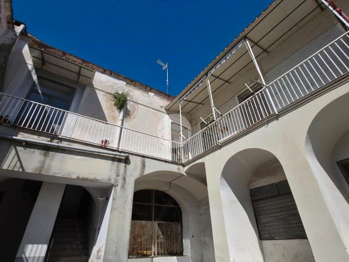 Appartamento quadrilocale in vendita in Via del Ritiro, Frattamaggiore