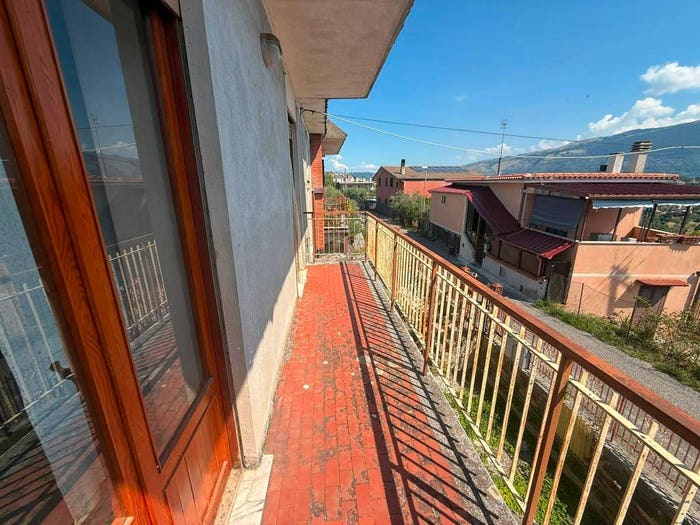 Appartamento quadrilocale in vendita in Via della Cona, Centro, Paliano