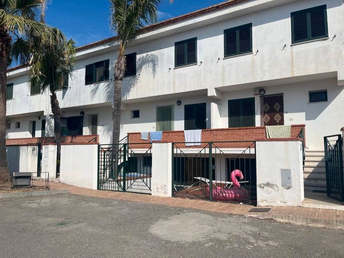 Casa con 5 locali in vendita in Via Pilati, Melito di Porto Salvo