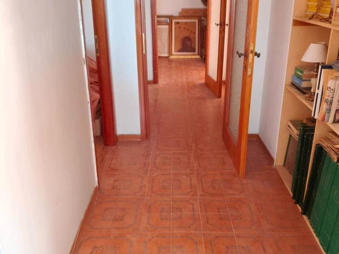 Appartamento con 5 locali in vendita in Centro, Massa