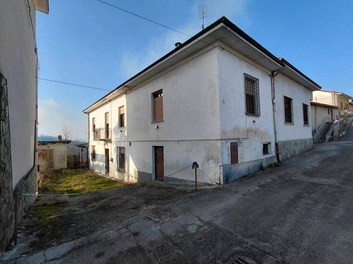Casa con 5 locali in vendita in Via Fons Magna, Centro, Vinchio