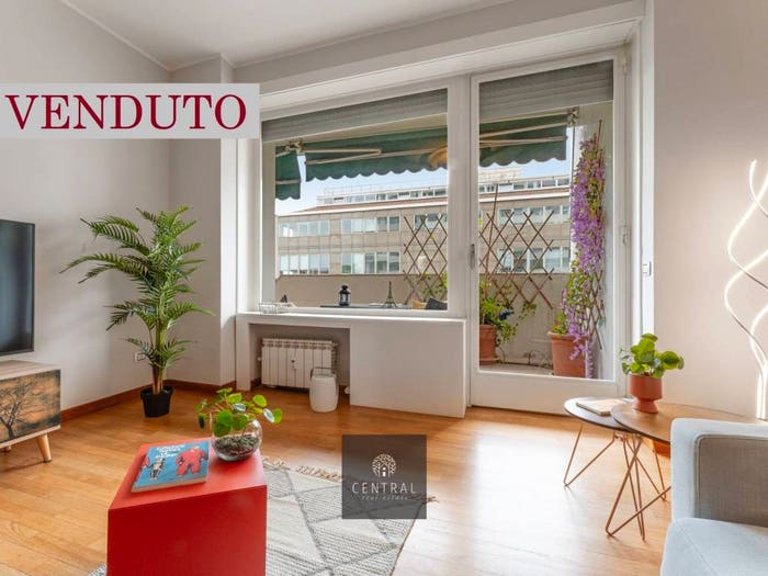 Appartamento trilocale in vendita in Corso Sempione, Sempione, Milano