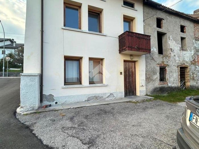 Appartamento con 5 locali in vendita in residenziale Via Fiammoi, Centro, Belluno