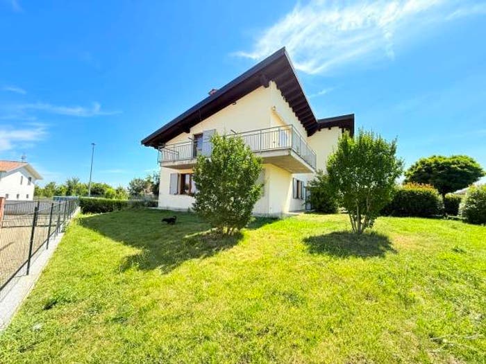 Casa con 6 locali in vendita in Via San Giovanni Bosco, Oviglio