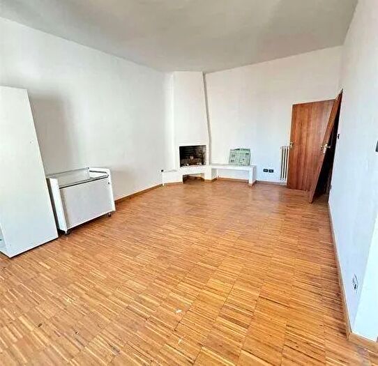 Appartamento con 5 locali in vendita in Via Cairoli, Forli'
