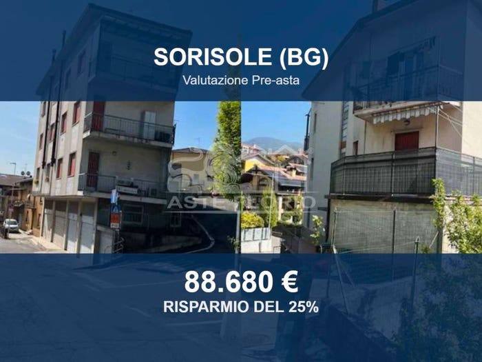 Appartamento quadrilocale in vendita in Via Matteo Fagiani, Centro, Sorisole