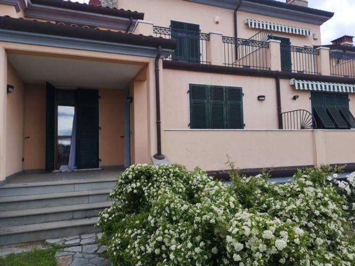 Casa con 6 locali in vendita in Colombiera Molicciara, Castelnuovo Magra