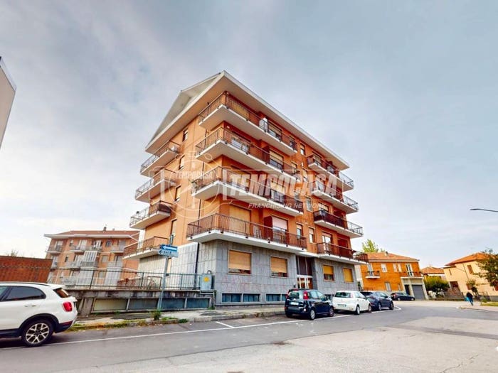 Appartamento trilocale in vendita in Via Montenero, Vittoria, Moncalieri