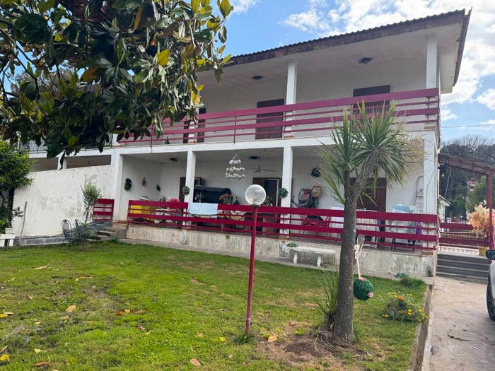Casa con 5 locali in vendita in Viale Pineta Prisconte No Number, Mondragone