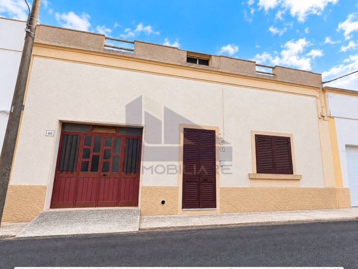 Casa quadrilocale in vendita in Via G Dorso, PresicceAcquarica