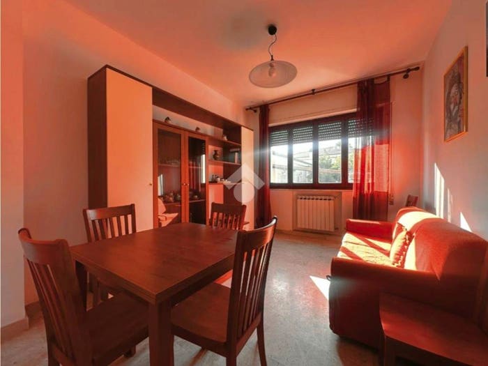 Appartamento quadrilocale in vendita in Via Lunense, Marina di Carrara, Carrara