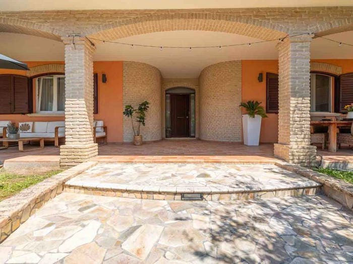 Casa con 6 locali in vendita in Via Giuseppe Saragat, San Savino, Montescudo Montecolombo
