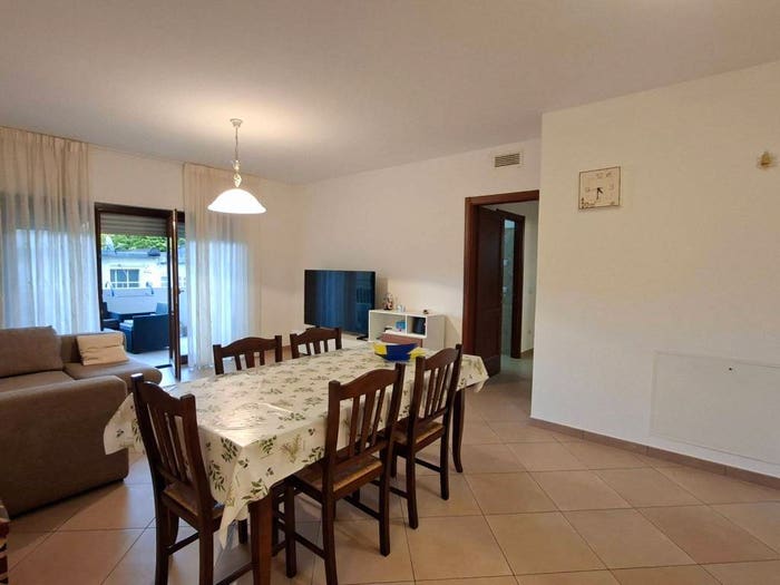 Appartamento con 6 locali in vendita in Viale Marcello Federici, Ascoli Piceno