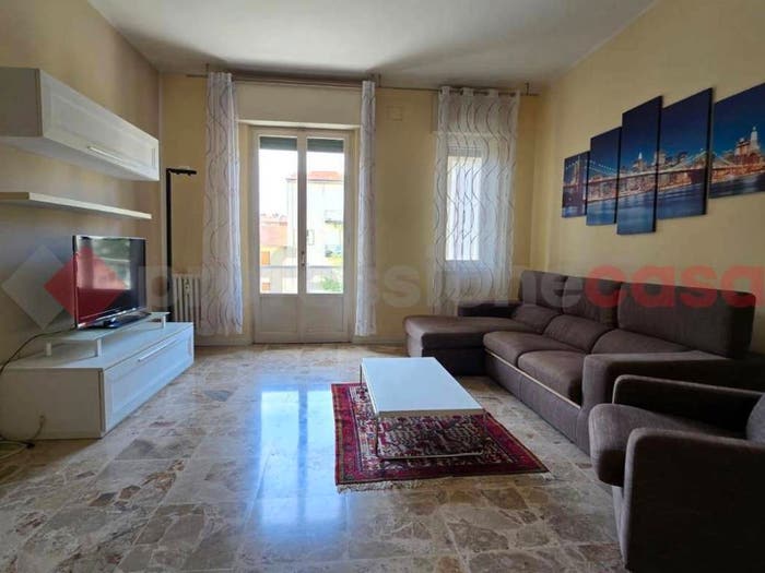 Appartamento con 5 locali in vendita in Via Arno, Saione, Arezzo