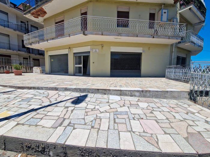 Appartamento quadrilocale in vendita in Via John Fitzgerald Kennedy, Barcellona Pozzo di Gotto