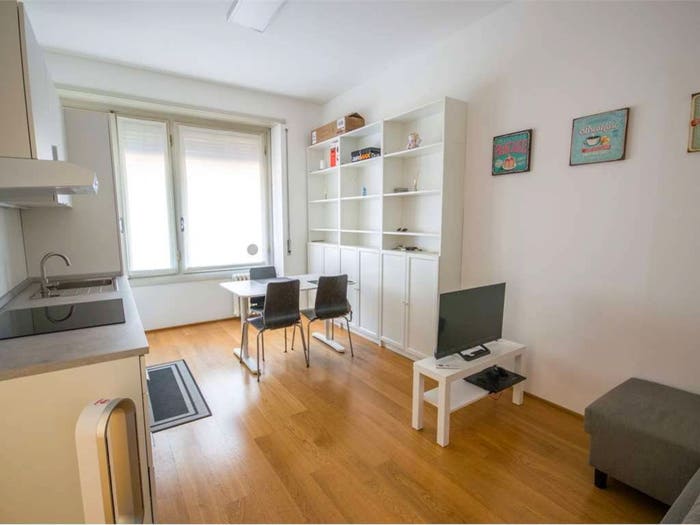 Appartamento bilocale in vendita in via cavour, San Carlo Stazione, Monza