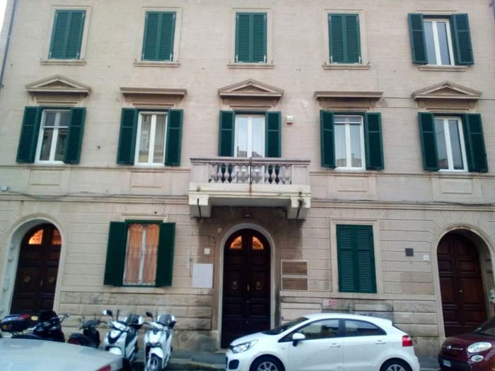 Appartamento con 6 locali in vendita in Goito Montebello, Livorno