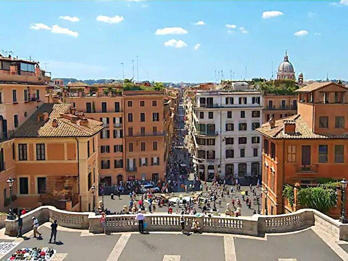 Casa con 6 locali in vendita in Piazza di Spagna, Spagna, Roma