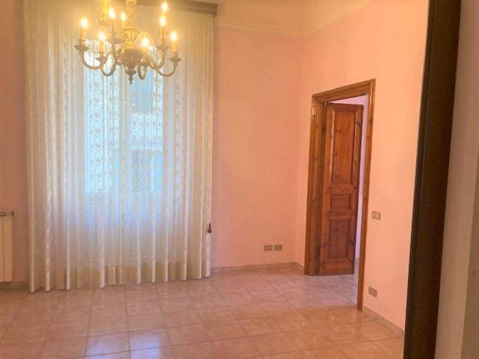 Appartamento con 5 locali in vendita in Via Milano, Umbertino Giugno, La Spezia