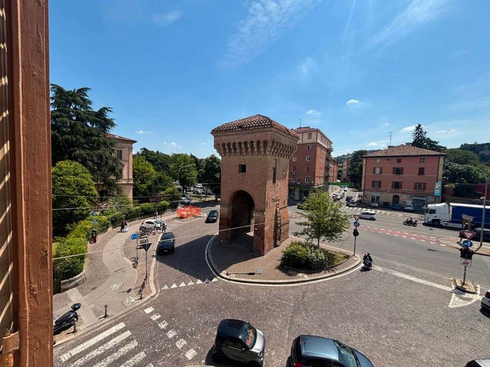Appartamento con 6 locali in vendita in Via Castiglione, Santo Stefano, Bologna