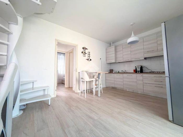 Appartamento con 5 locali in vendita in Via Firenze, Marina di Massa Centro, Massa