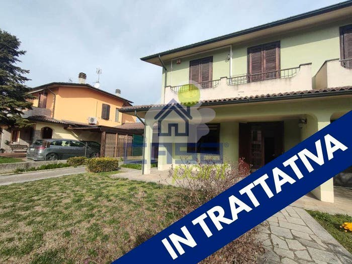 Casa con 6 locali in vendita in via Aldo Moro, San Giovanni in Croce