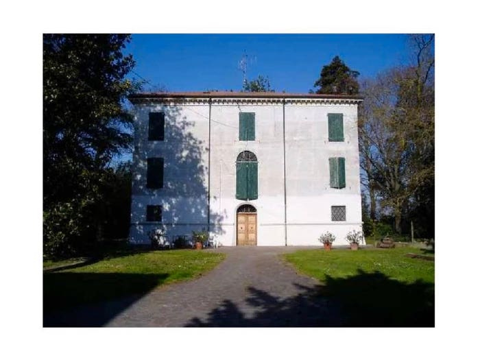 Casa con 6 locali in vendita in Via Chiesuola, Russi