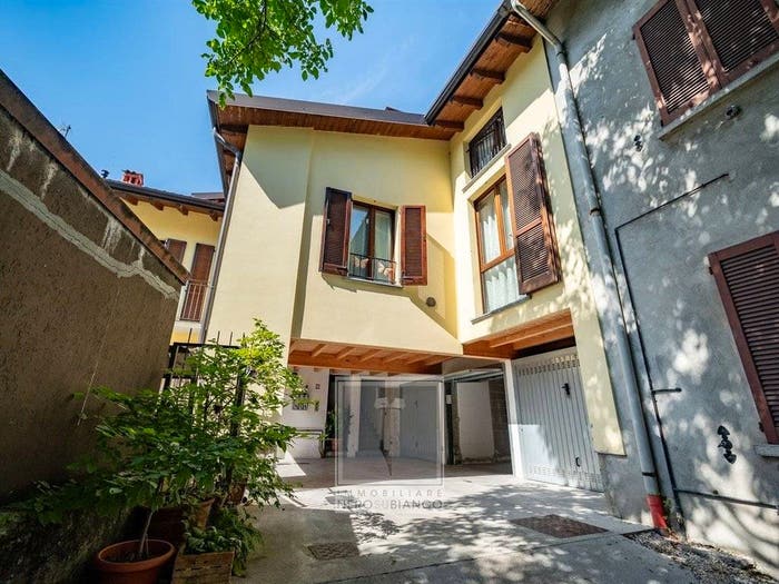 Appartamento trilocale in vendita in via dante alighieri, Cologna Caraverio, Castello di Brianza