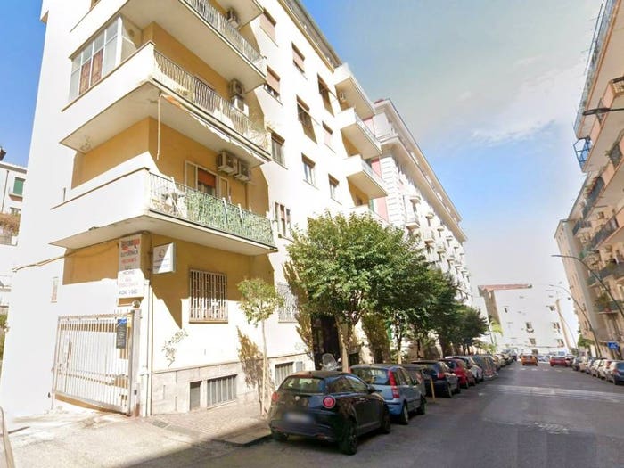 Casa con 5 locali in vendita in Via Battistello Caracciolo, Piazza Canneto Salvator Rosa, Napoli
