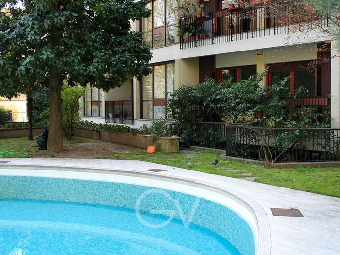Appartamento con 6 locali in vendita in Via degli Alerami, San Siro, Milano