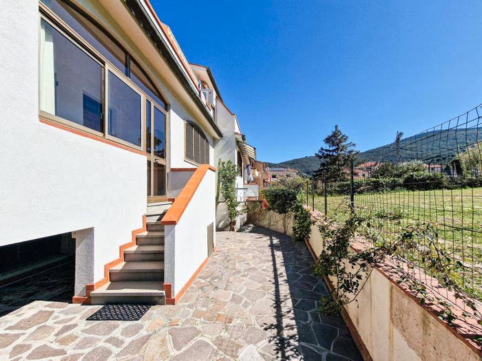 Appartamento quadrilocale in vendita in Centro, Marciana Marina