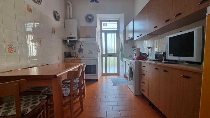 Appartamento trilocale in vendita in Viale Renato Parisano, Rimini