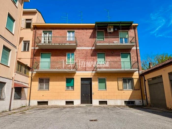 Appartamento trilocale in vendita in Via Antonio Bottoni, Centro Storico, Ferrara