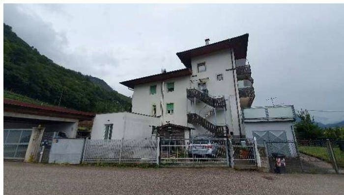 Appartamento quadrilocale in vendita in Via Nazario Sauro, Merano
