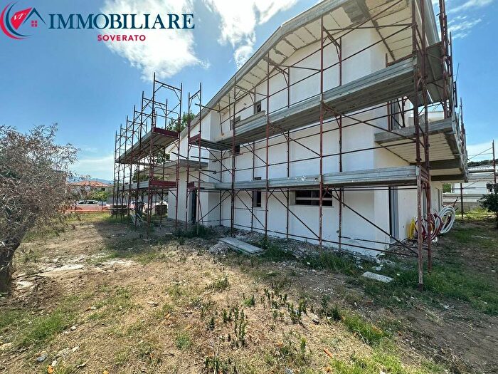 Casa con 5 locali in vendita in Calalunga Pietragrande, Montauro