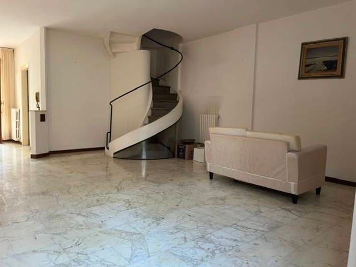 Casa con 6 locali in affitto in Via Pietro Ranieri, Brecce Bianche, Ancona