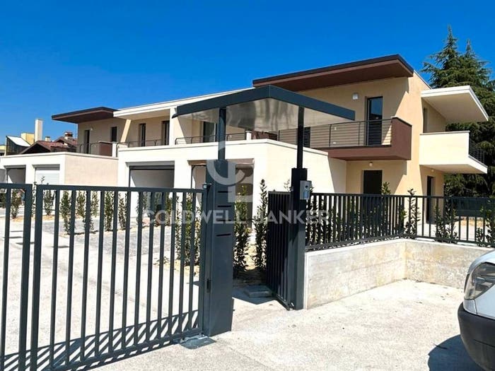 Casa quadrilocale in vendita in VIA COSTANTINO IL GRANDE, Rivoltella, Desenzano del Garda