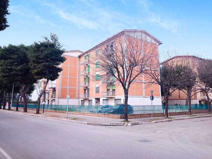 Appartamento quadrilocale in vendita in Via Filippo Smaldone, Vigili del Fuoco, Foggia