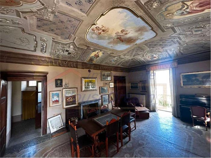 Casa con 6 locali in vendita in San Maurizio d'Opaglio