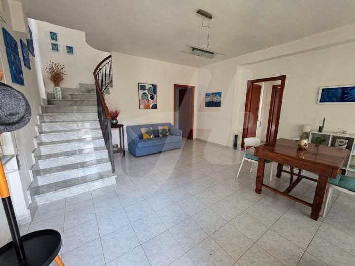 Casa quadrilocale in vendita in Via Prima Tinelle, Calvi